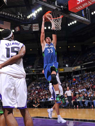 时刻的篮板 时刻的篮板