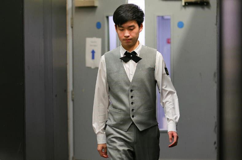 人脉广泛而 人脉广泛而