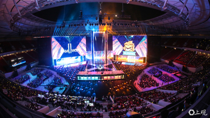 两岸40余 两岸40余